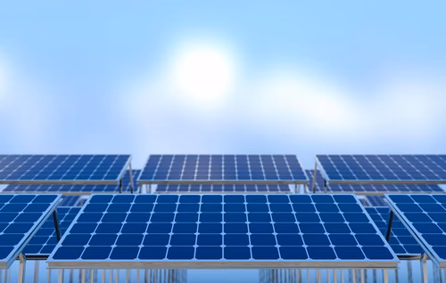 Casa residencial con paneles solares instalados en Cuernavaca