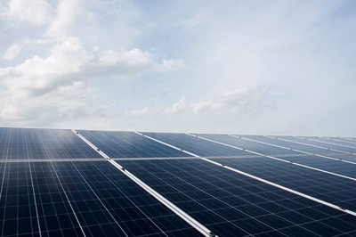 Sistema de paneles solares interconectado a la red de CFE en Morelos